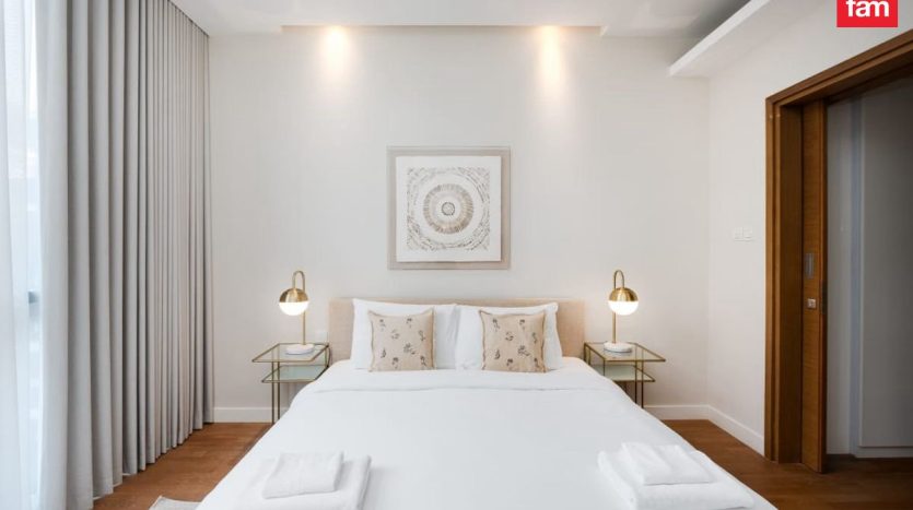 Apartment on Al Wasl, Dubai, 1 bedroom, 107.7 m2 / per year
