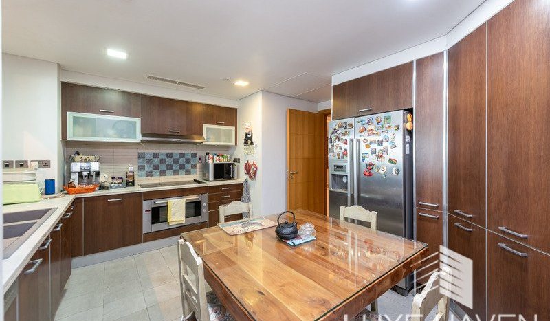 Квартира в Пальма Джумейра, Дубай, 3 спальни, 439.43 м2