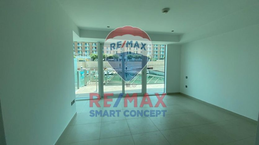 Apartment on Al Raha Beach, Abu-Dhabi, 3 bedrooms, 241.1 m2 / per year