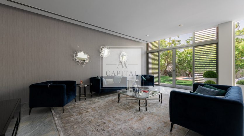Villa on Mohammed Bin Rashid City, Dubai, 4 bedrooms, 745 m2 / per year