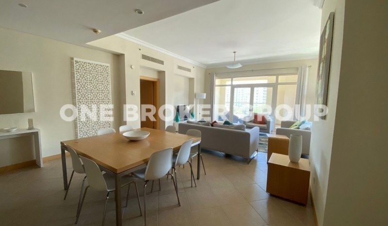 Квартира в Пальма Джумейра, Дубай, 3 спальни, 209.8 м2 / в год