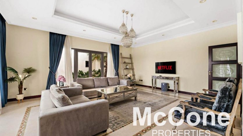 Villa on Palm Jumeirah, Dubai, 4 bedrooms, 684.97 m2  | Foto 2