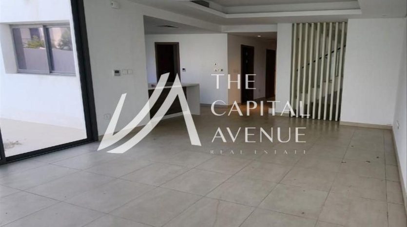 Villa on Yas Island, Abu-Dhabi, 4 bedrooms, 465 m2 / per year