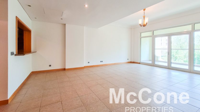 Apartment on Palm Jumeirah, Dubai, 1 bedroom, 106.37 m2 / per year