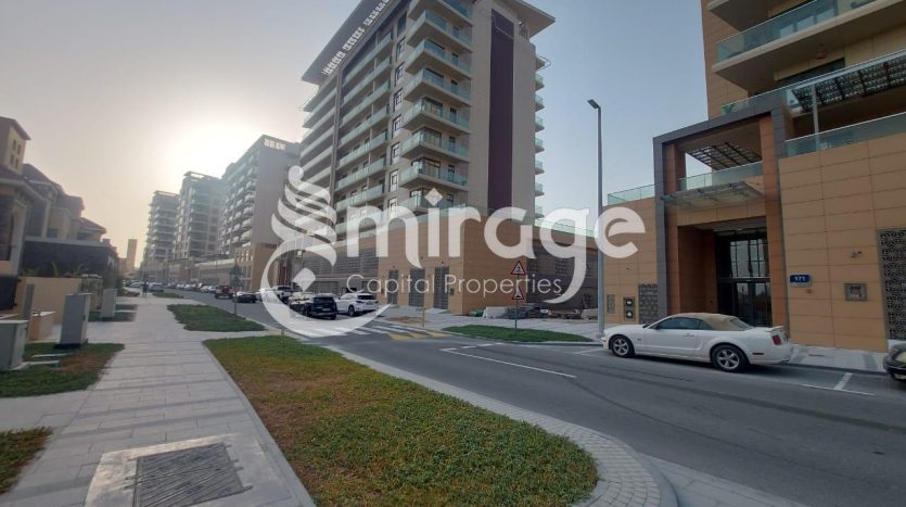 Квартира в Al Raha Beach, Абу-Даби, 3 спальни, 149.3 м2 / в год