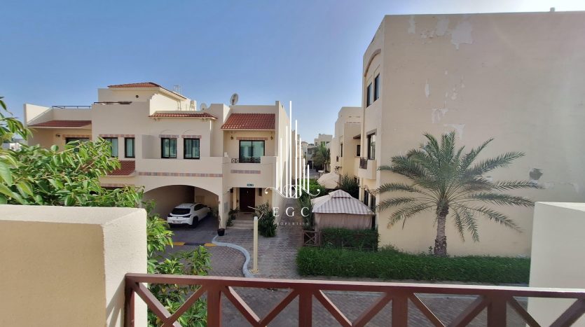 Вилла в Al Khalidiya, Абу-Даби, 4 спальни, 297.3 м2 / в год