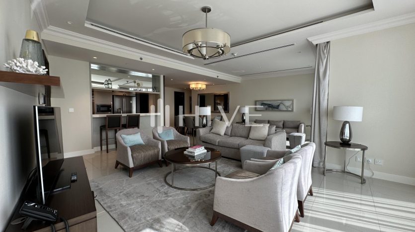 Apartment on Downtown Burj Dubai, 3 bedrooms, 208.6 m2 / per year