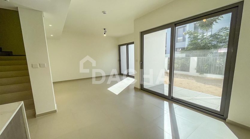 Townhouse on Tilal Al Ghaf, Dubai, 3 bedrooms, 199.9 m2 / per year