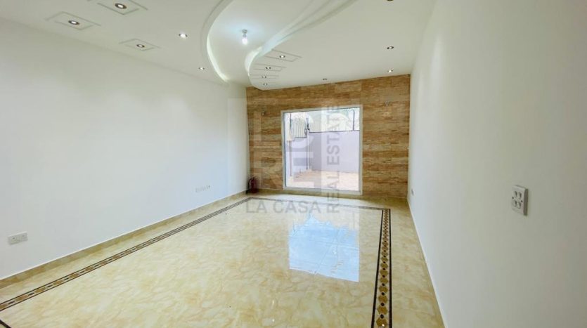 Вилла в Al Reef, Абу-Даби, 4 спальни, 265.7 м2 / в год