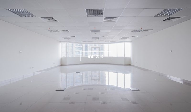 Office on Jumeirah Lake Towers, Dubai, 104.5 m2 / per year