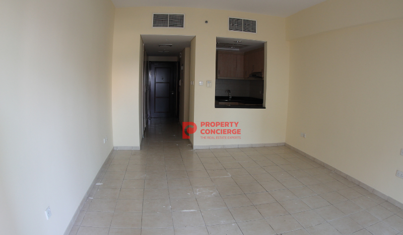 Apartment on Discovery Gardens, Dubai, 51 m2 / per month