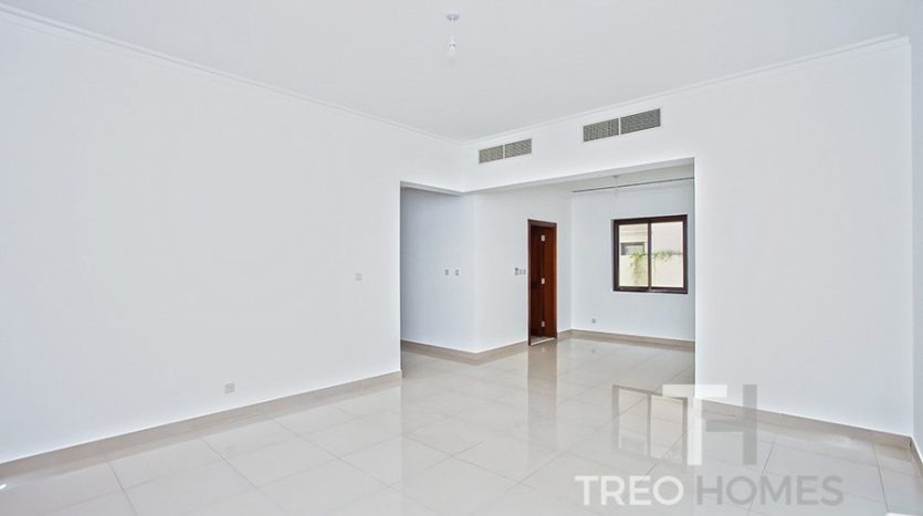 Вилла в Arabian Ranches 2, Дубай, 4 спальни, 300 м2 / в год