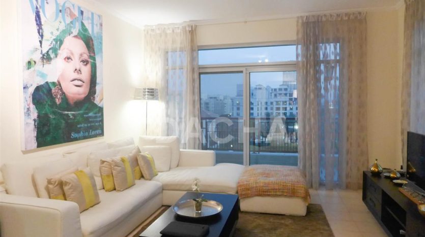 Квартира в The Views, Дубай, 2 спальни, 113.7 м2 / в год