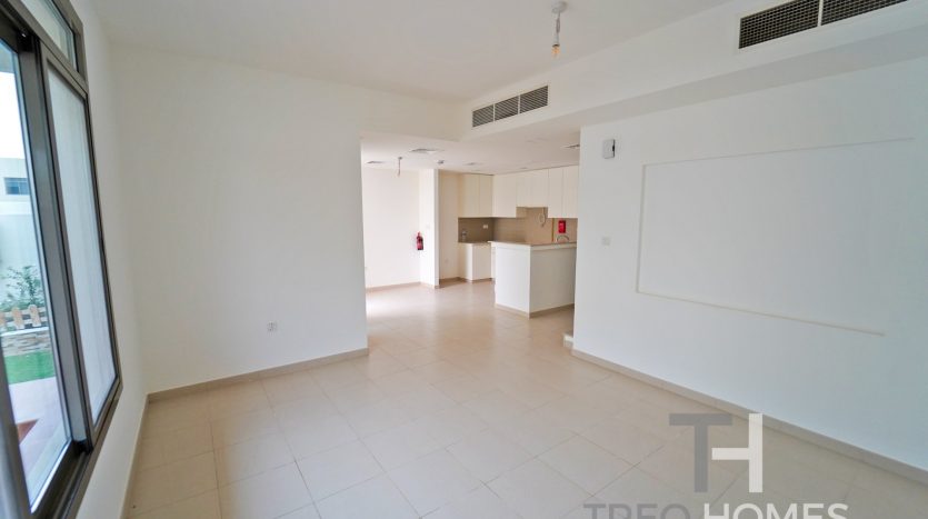 Townhouse on Town Square, Dubai, 3 bedrooms, 197 m2 / per year