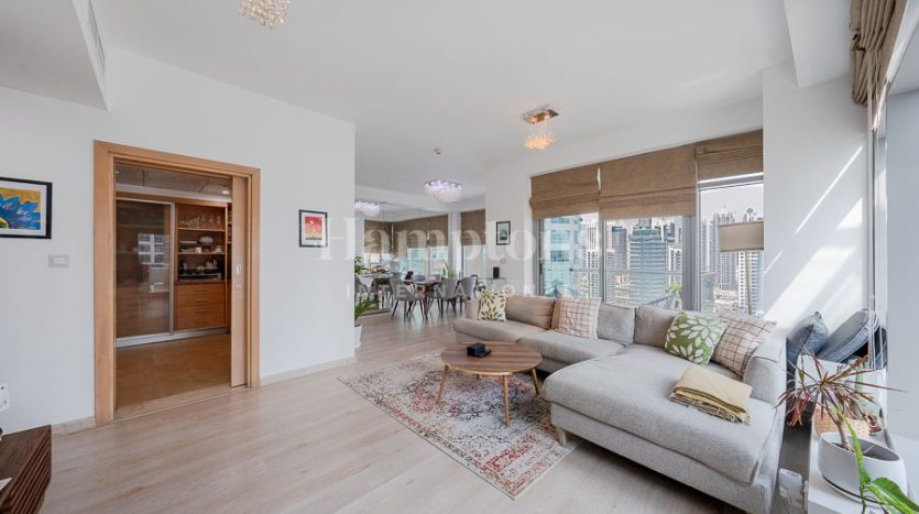 Apartment on Dubai Marina, 2 bedrooms, 135.9 m2 / per year