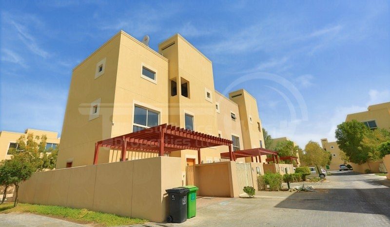 Villa on Al Raha Gardens, Abu-Dhabi, 5 bedrooms, 464.5 m2 / per year