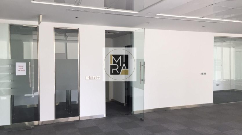 Office on Business Bay, Dubai, 237.7 m2 / per year