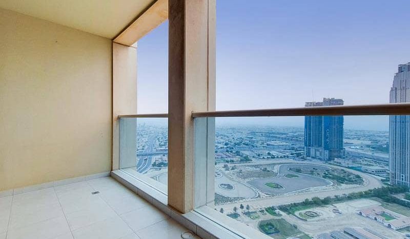 Apartment on Business Bay, Dubai, 2 bedrooms, 118 m2 / per year