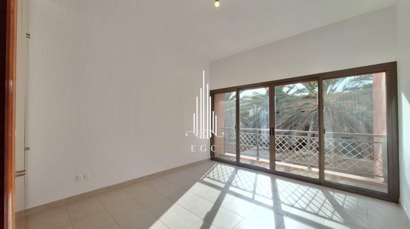 Вилла в Abu Dhabi Gate City, Абу-Даби, 4 спальни, 326.9 м2 / в год