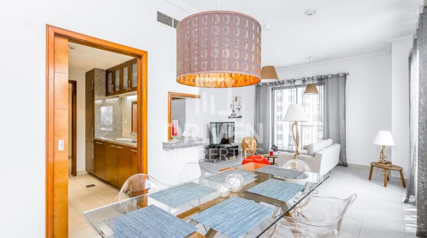 Apartment on Downtown Burj Dubai, 1 bedroom, 90 m2 / per year