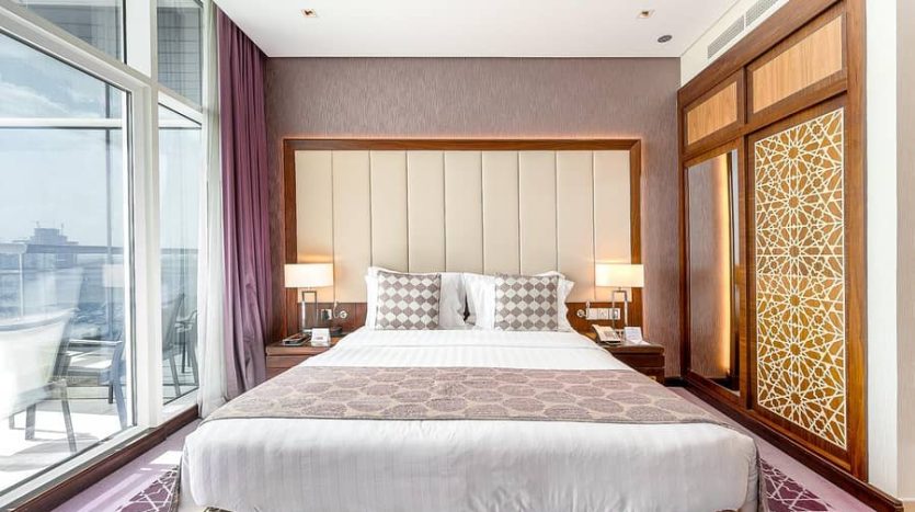 Apartment on Business Bay, Dubai, 38 m2 / per year