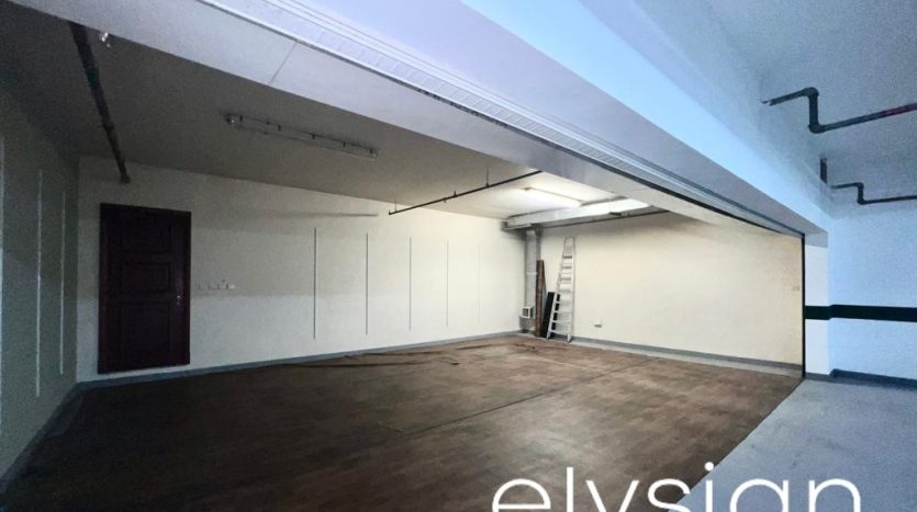Apartment on Palm Jumeirah, Dubai, 3 bedrooms, 346 m2 / per year