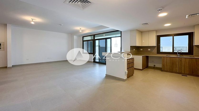 Townhouse on Town Square, Dubai, 3 bedrooms, 204.4 m2 / per year