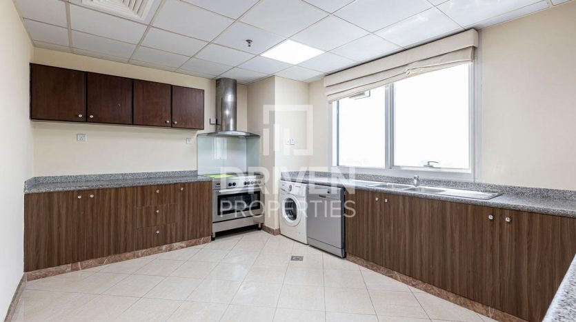 Квартира в Дубай Марина, Дубай, 3 спальни, 286 м2 / в год