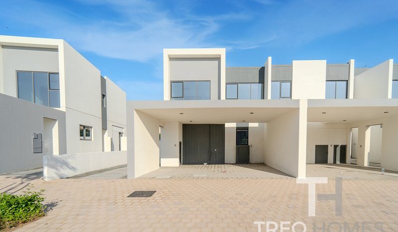 Townhouse on Dubai Land, Dubai, 4 bedrooms, 217 m2  | Foto 3