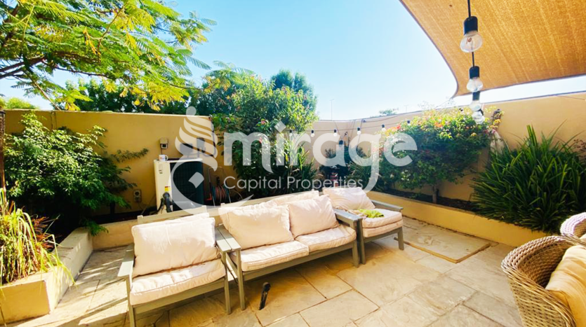 Вилла в Al Raha Gardens, Абу-Даби, 5 спален, 483.1 м2