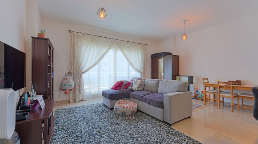 Apartment on Al Reef, Abu-Dhabi, 2 bedrooms, 108 m2  | Foto 1