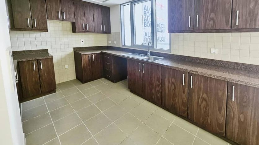 Квартира в Бизнес-Бэй, Дубай, 1 спальня, 126 м2 / в год