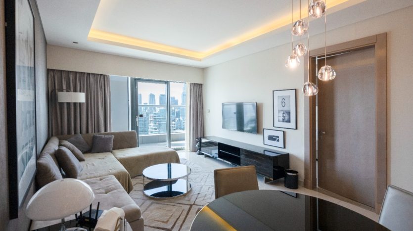 Apartment on Business Bay, Dubai, 1 bedroom, 91.04 m2 / per month