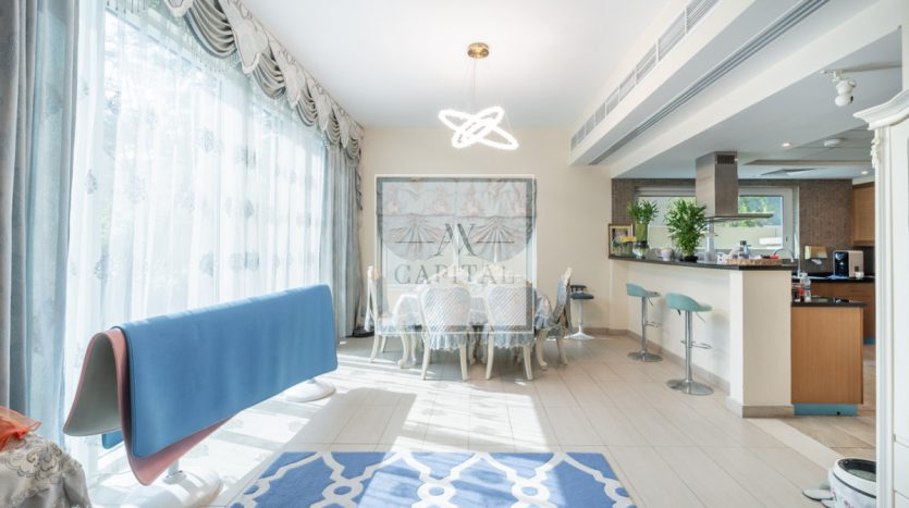 Вилла в Jumeirah Park, Дубай, 4 спальни, 510 м2 / в год