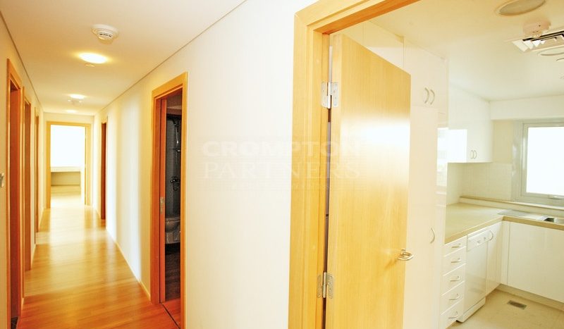 Квартира в Al Raha Beach, Абу-Даби, 4 спальни, 226.9 м2 / в год
