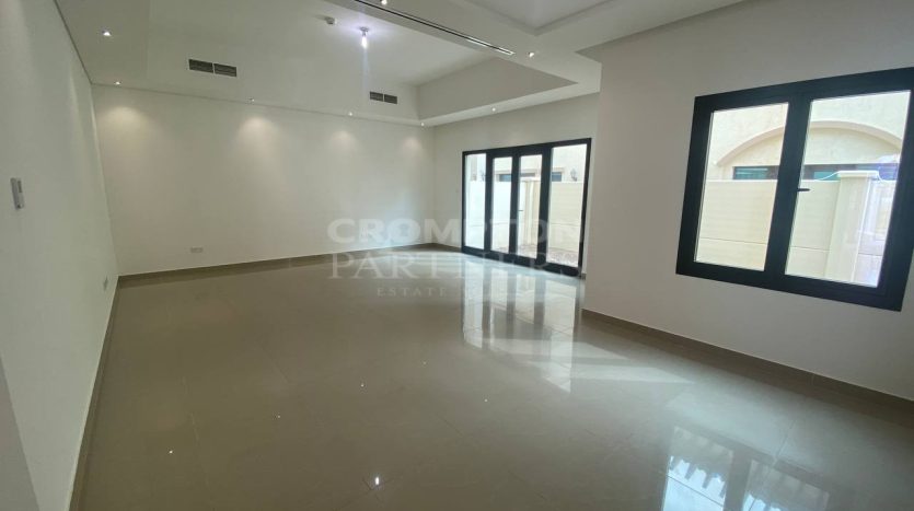 Вилла в Al Salam Street, Абу-Даби, 3 спальни, 297.9 м2 / в год