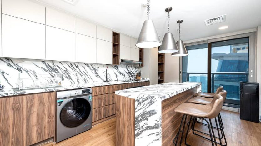 Apartment on Dubai Marina, 3 bedrooms, 186 m2 / per year
