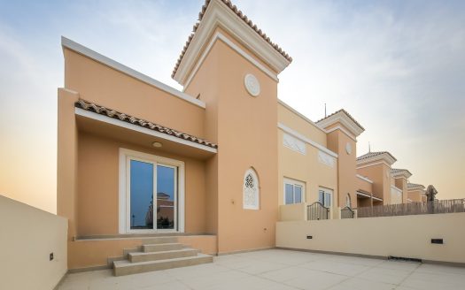 Таунхаус в Dubai Sports City, 4 спальни, 339.1 м2