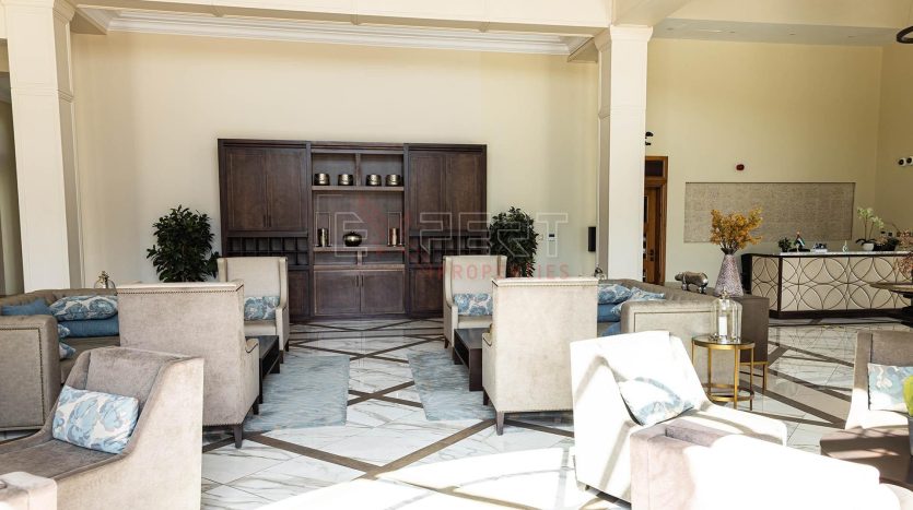 Villa on Mirdif, Dubai, 3 bedrooms, 316.5 m2  | Foto 1