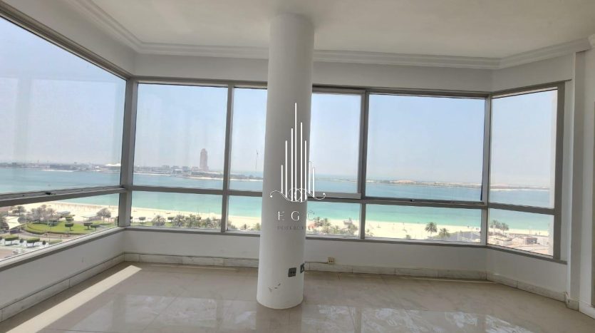 Apartment on Corniche Road, Abu-Dhabi, 4 bedrooms, 325.2 m2 / per year