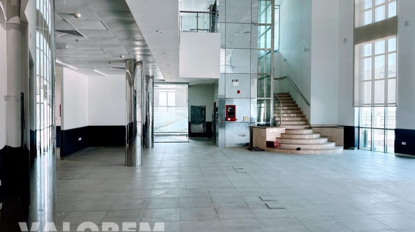 Building on Jabal Ali, Dubai, 1286.7 m2 / per year