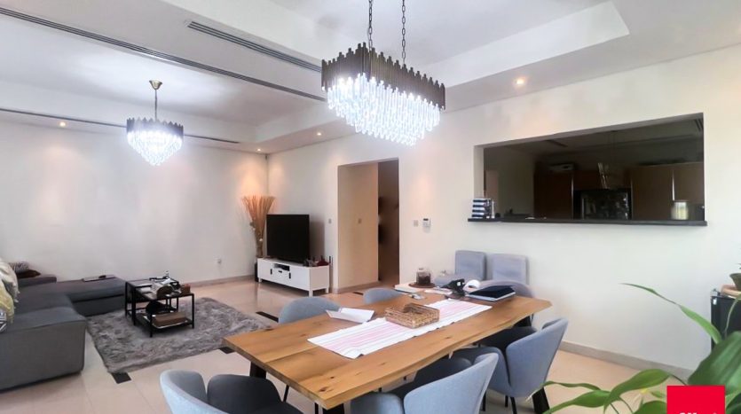 Townhouse on Al Furjan, Dubai, 3 bedrooms, 301.2 m2 / per year