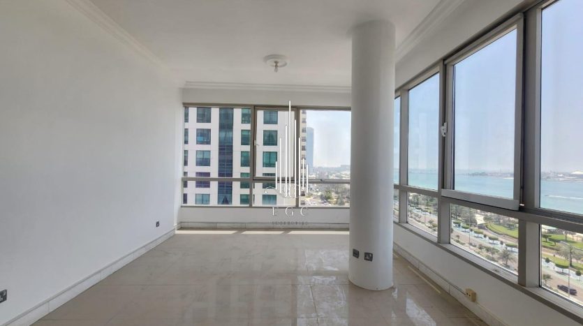 Apartment on Corniche Road, Abu-Dhabi, 4 bedrooms, 325.2 m2 / per year