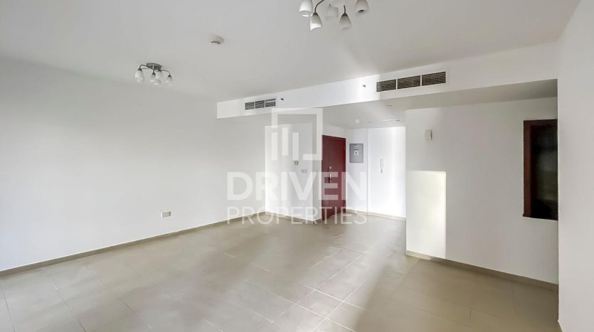 Квартира в Джумейра Бич Резиденс, Дубай, 3 спальни, 175 м2 / в год