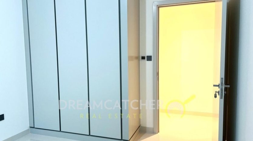 Apartment on Dubai Harbour, Dubai, 3 bedrooms, 194.72 m2 / per year