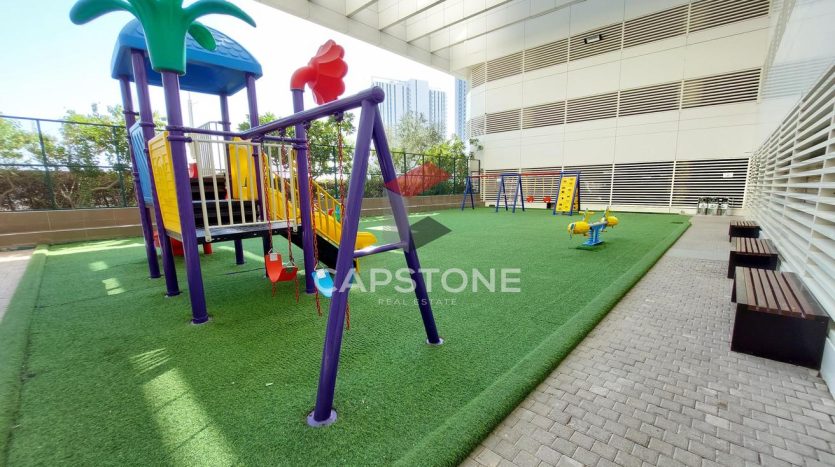 Apartment on Al Reem, Abu-Dhabi, 3 bedrooms, 220 m2 / per year