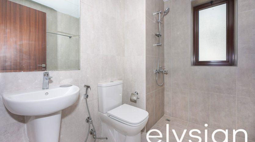 Townhouse on Mohammed Bin Rashid City, Dubai, 4 bedrooms, 288 m2 / per year