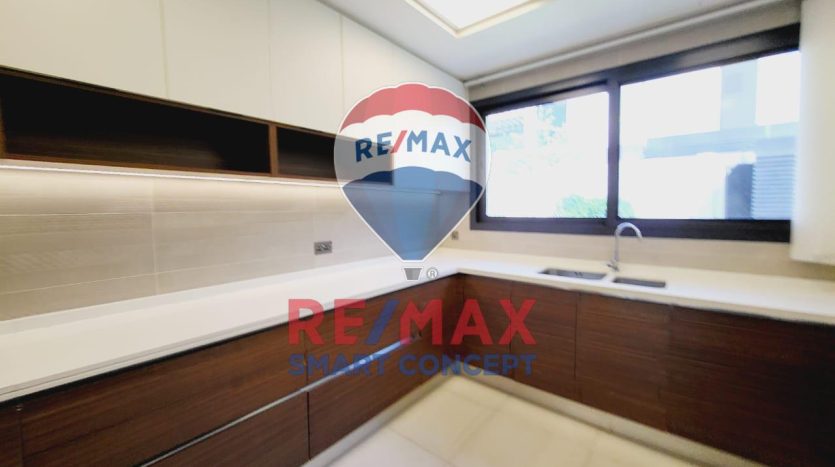Villa on Yas Island, Abu-Dhabi, 5 bedrooms, 548 m2 / per year