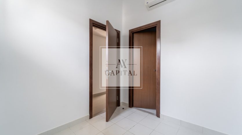 Townhouse on Moudon, Dubai, 3 bedrooms, 222.2 m2 / per year