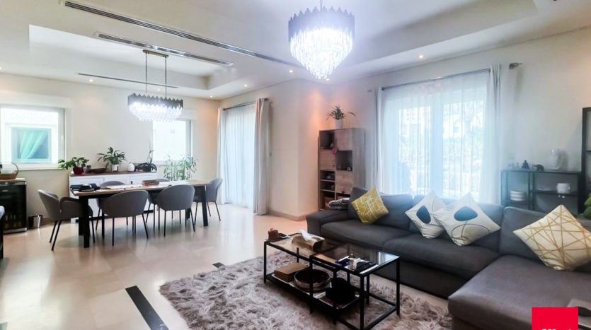 Townhouse on Al Furjan, Dubai, 3 bedrooms, 301.2 m2 / per year